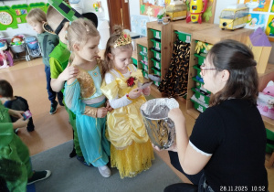 Zabawy Andrzejkowe w gr. XI i XII