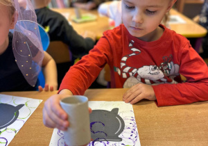 Magia, wróżby i wspólna zabawa w grupie III