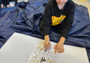 Magia, wróżby i wspólna zabawa w grupie III