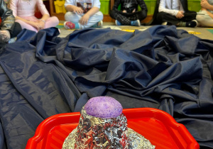 Magia, wróżby i wspólna zabawa w grupie III