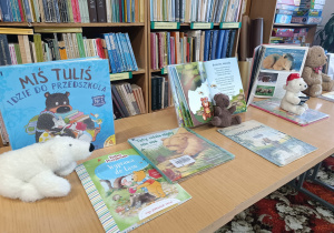 Dzień Pluszowego Misia i misiowa przygoda w bibliotece - gr. XII