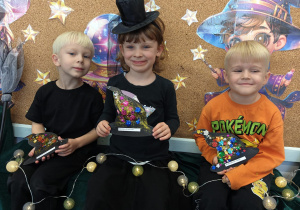 Andrzejkowe czary-mary w grupie II