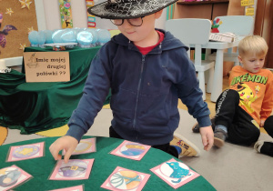 Andrzejkowe czary-mary w grupie II