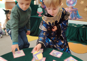 Andrzejkowe czary-mary w grupie II