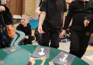 Andrzejkowe czary-mary w grupie II