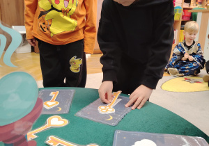 Andrzejkowe czary-mary w grupie II