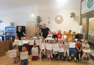 "Jak powstaje pizza?" - czyli kulinarne warsztaty w gr. XII