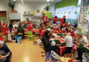 „Świąteczne wianki” – warsztaty bożonarodzeniowe w gr. XII