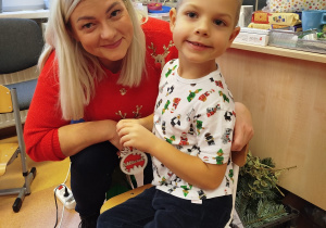 „Świąteczne wianki” – warsztaty bożonarodzeniowe w gr. XII