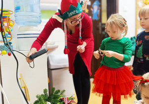 „Świąteczne wianki” – warsztaty bożonarodzeniowe w gr. XII