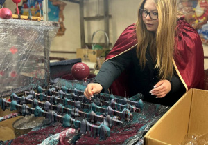 Mikołajkowy wyjazd do Fabryki Bombek w grupie VI