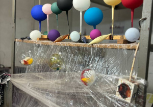 Mikołajkowy wyjazd do Fabryki Bombek w grupie VI