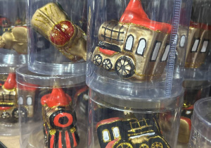 Mikołajkowy wyjazd do Fabryki Bombek w grupie VI