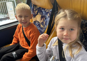 Mikołajkowy wyjazd do Fabryki Bombek w grupie VI