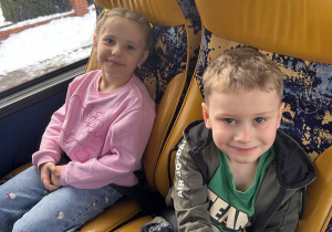 Mikołajkowy wyjazd do Fabryki Bombek w grupie VI