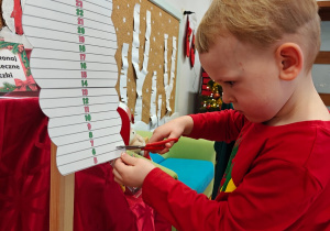 Mikołajkowe warsztaty robienia pizzy w grupie II i spotkanie ze Świętym Mikołajem