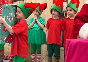 Magia Świąt zaczyna się tam, gdzie tworzy się coś razem … Mikołajki i rodzinne warsztaty dekorowania pierników w grupie X