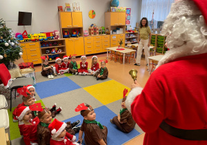 Mikołajki w grupie IX