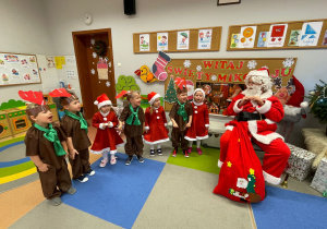 Mikołajki w grupie IX