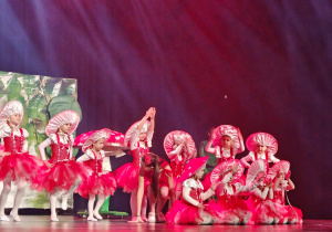 "Bella i Bestia” – jubileuszowy spektakl Studia Tańca Rytmix i występ Oliwki i Zuzi