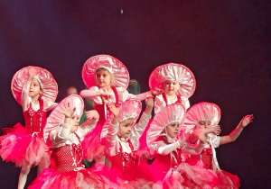 "Bella i Bestia” – jubileuszowy spektakl Studia Tańca Rytmix i występ Oliwki i Zuzi