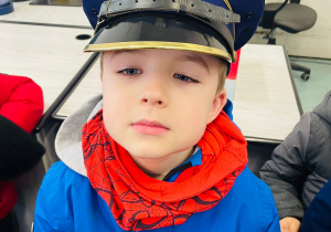 Przedszkolaki listy piszą…do Mikołaja- czyli świąteczna wycieczka na pocztę w ramach preorientacji zawodowej w gr. XI i XII