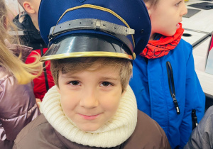 Przedszkolaki listy piszą…do Mikołaja- czyli świąteczna wycieczka na pocztę w ramach preorientacji zawodowej w gr. XI i XII