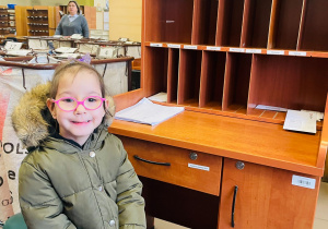 Przedszkolaki listy piszą…do Mikołaja- czyli świąteczna wycieczka na pocztę w ramach preorientacji zawodowej w gr. XI i XII