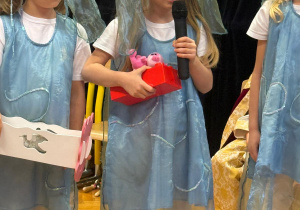 „Lulajże Jezuniu” - jasełka bożonarodzeniowe w grupa V