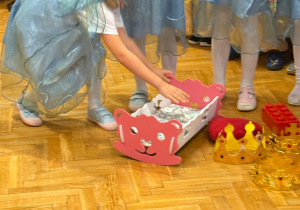 „Lulajże Jezuniu” - jasełka bożonarodzeniowe w grupa V