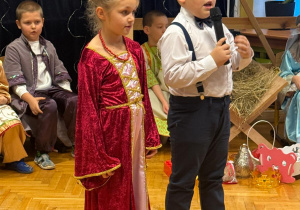 „Lulajże Jezuniu” - jasełka bożonarodzeniowe w grupa V