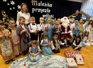 „Lulajże Jezuniu” - jasełka bożonarodzeniowe w grupa V