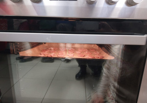 Warsztaty Pieczenia Pierników w Zespole Szkół im. Mikołaja Kopernika w Koninie - grupa V