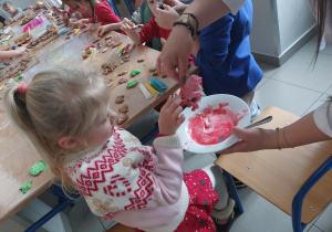 Warsztaty Pieczenia Pierników w Zespole Szkół im. Mikołaja Kopernika w Koninie - grupa V