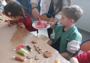 Warsztaty Pieczenia Pierników w Zespole Szkół im. Mikołaja Kopernika w Koninie - grupa V