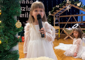 „Choinka w Aniołkowie”- spotkanie świąteczne w grupie II