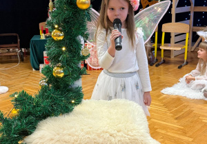 „Choinka w Aniołkowie”- spotkanie świąteczne w grupie II