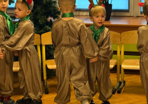 „Choinka w Aniołkowie”- spotkanie świąteczne w grupie II