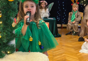 „Choinka w Aniołkowie”- spotkanie świąteczne w grupie II