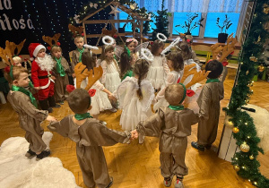 „Choinka w Aniołkowie”- spotkanie świąteczne w grupie II