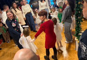 „Choinka w Aniołkowie”- spotkanie świąteczne w grupie II