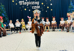 "Świąteczne zamieszanie" - uroczystość choinkowa w gr. XI