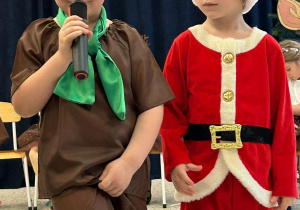 "Świąteczne zamieszanie" - uroczystość choinkowa w gr. XI