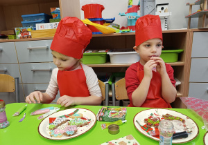 "Święta tuż, tuż..."- czyli wspólne piernikowanie w grupie XII