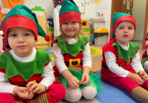 „Choinka Krasnoludków..." - Uroczystość Choinkowa w grupie IX