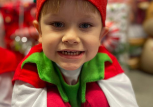 „Choinka Krasnoludków..." - Uroczystość Choinkowa w grupie IX