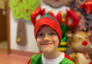 „Choinka Krasnoludków..." - Uroczystość Choinkowa w grupie IX