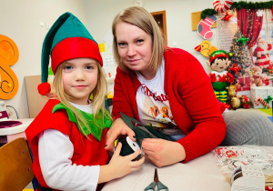 „Choinka Krasnoludków..." - Uroczystość Choinkowa w grupie IX