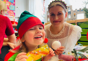 „Choinka Krasnoludków..." - Uroczystość Choinkowa w grupie IX