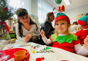 „Choinka Krasnoludków..." - Uroczystość Choinkowa w grupie IX